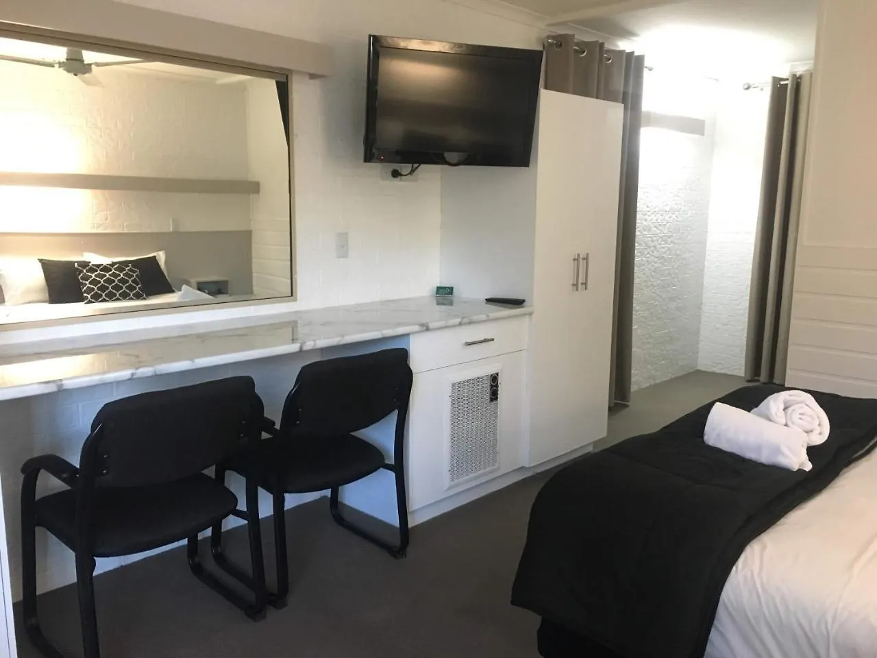 *** Motell Jacaranda Place Motor Inn Toowoomba Australien
